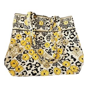 Vera Bradley Shoulder Tote Nice Pre-owned Condition.